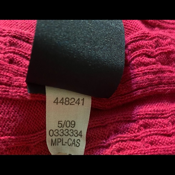 Super Soft 2X Tommy Hilfiger Red V-Neck Sweater Cable-Knit style Casual - Picture 3 of 9